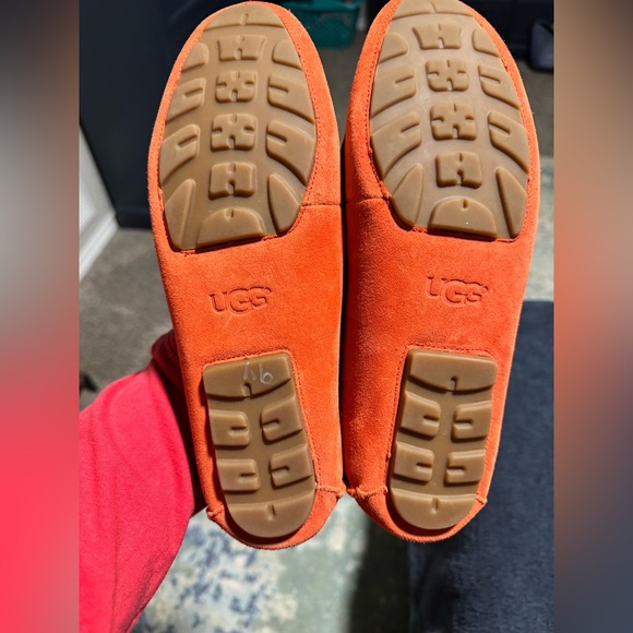 UGG Orange Suede Claire Loafer Driving Flats Moccasins size 10 - Picture 3 of 3